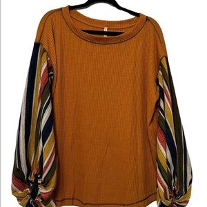Dani-Rae & Company Boutique- Long ballon Sleeve Shirt